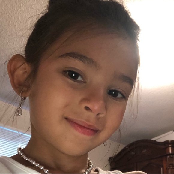 Meet your Posher, Iman - Picture 1 of 1